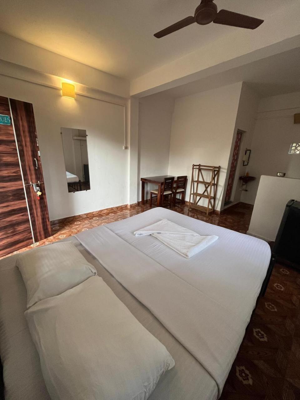 Tranquilo Arambol Hostel Екстериор снимка